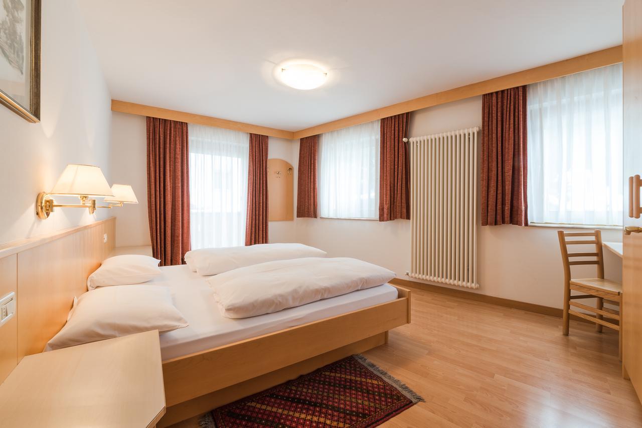 Residence Chalet Pinis Corvara Zewnętrze zdjęcie